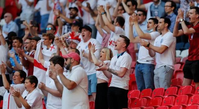 九游体育appFaker迎来十赛季出色发挥，德国队观众热烈欢呼！