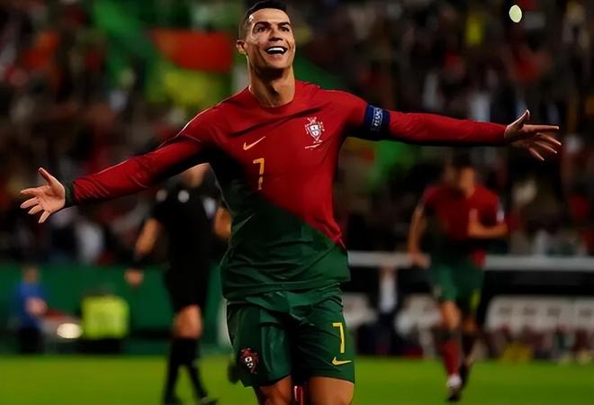 九游体育手机版C罗意外战胜塞尔维亚队，战术调整引爆全场！