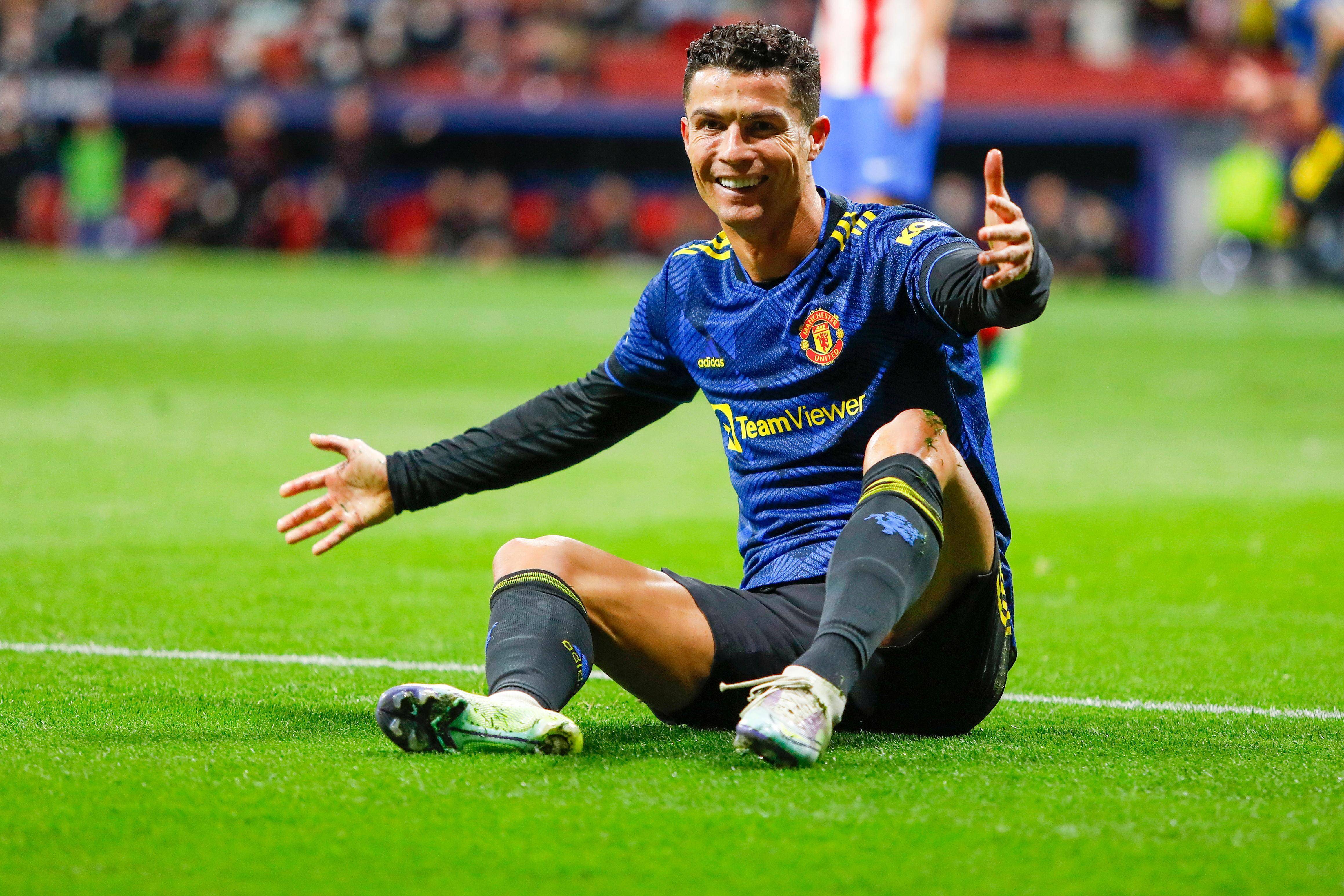 九游体育下载 C罗迎来十赛季出色发挥，加拿大队观众热烈欢呼！再创辉煌时刻