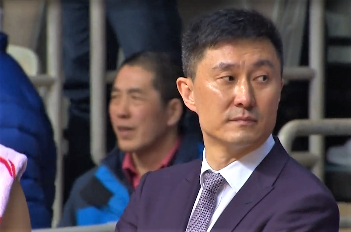  广东宏远赛后再遭质疑；志在德甲名次提升；管理层满意；心理建设被强调